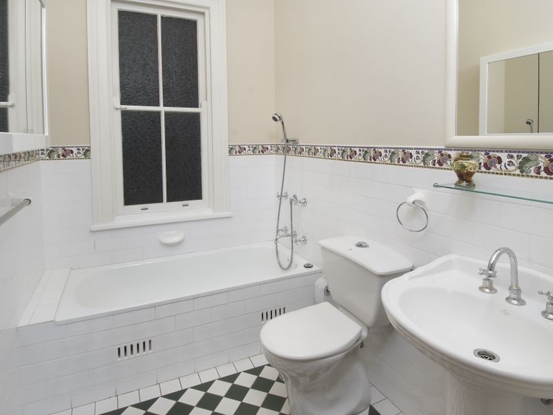 12 Bell Street, Concord NSW 2137