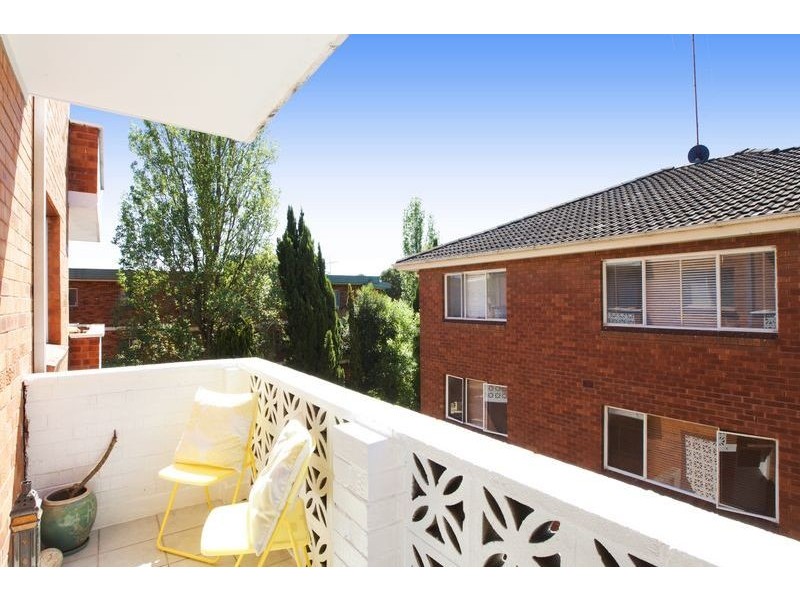 11/18 Bank Street, Meadowbank NSW 2114