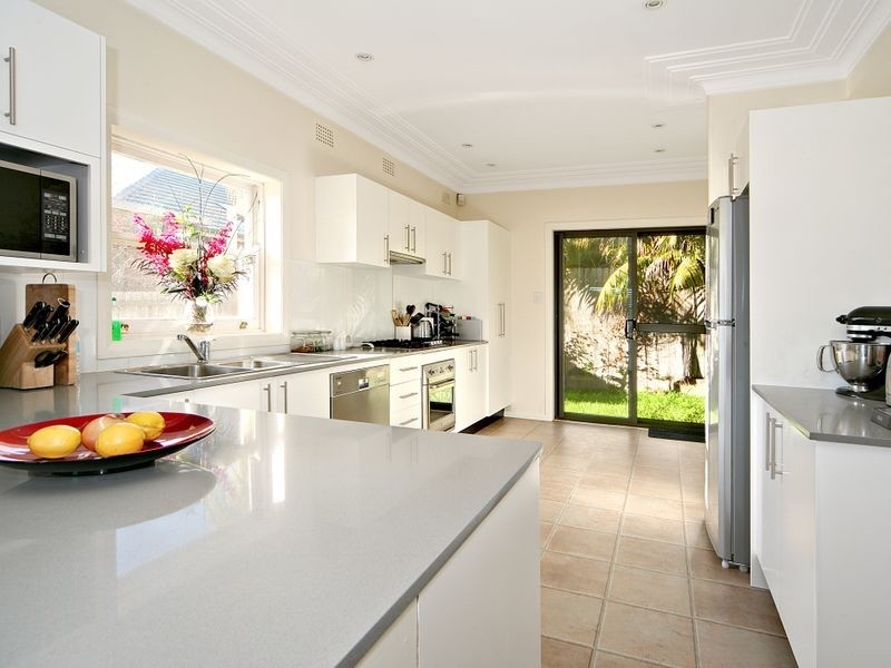 4 Yaralla Street, Concord West NSW 2138