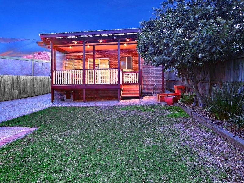 21 lloyd George Avenue, Concord NSW 2137