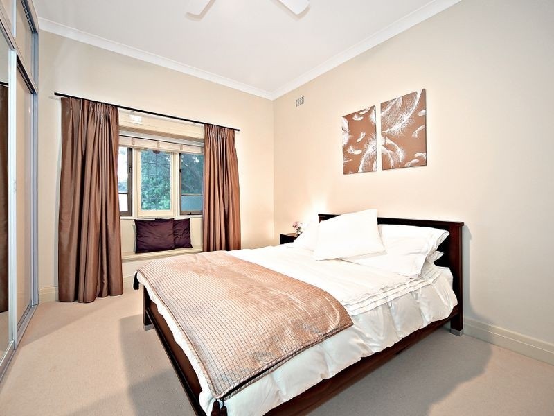 21 lloyd George Avenue, Concord NSW 2137