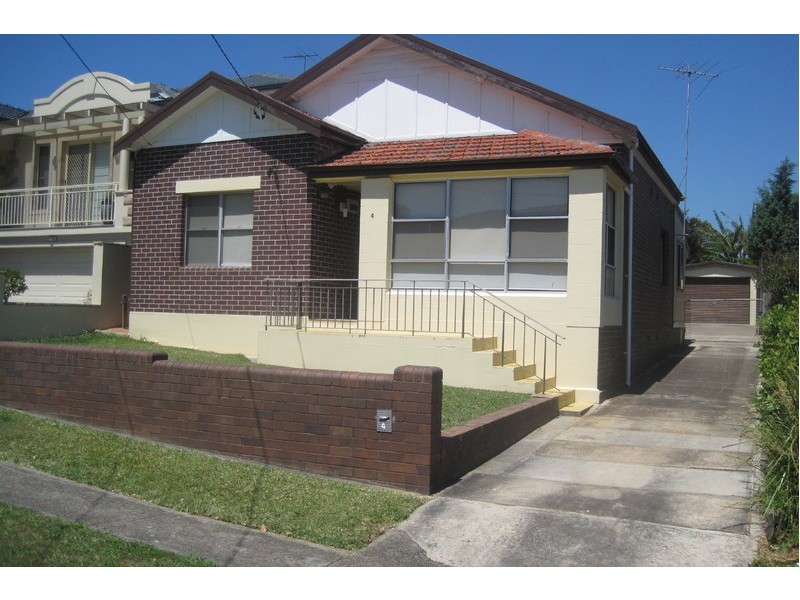 4 Barton Street, Concord NSW 2137