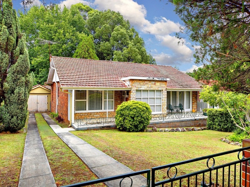 24 Lind Avenue, Oatlands NSW 2117