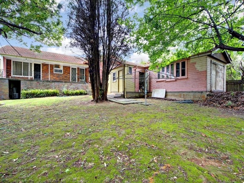 24 Lind Avenue, Oatlands NSW 2117