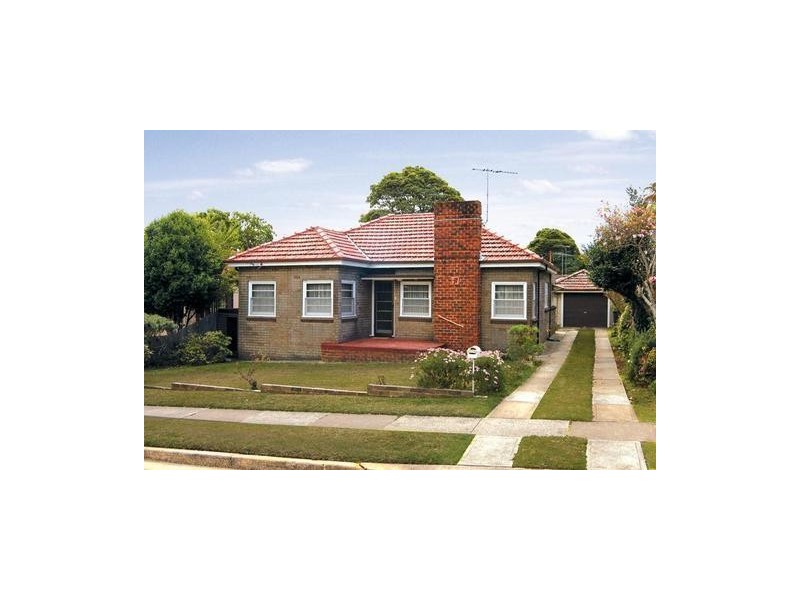 77 Brays Road, Concord NSW 2137