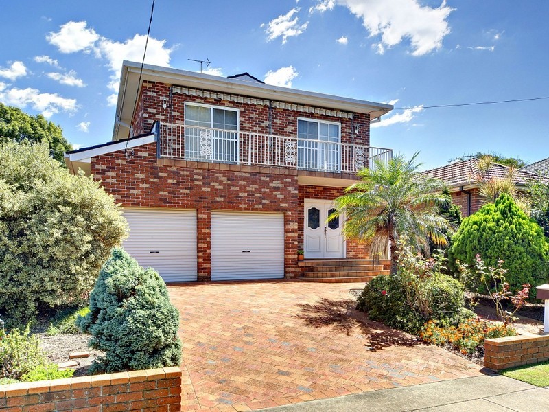 12 Collingwood Avenue, Cabarita NSW 2137