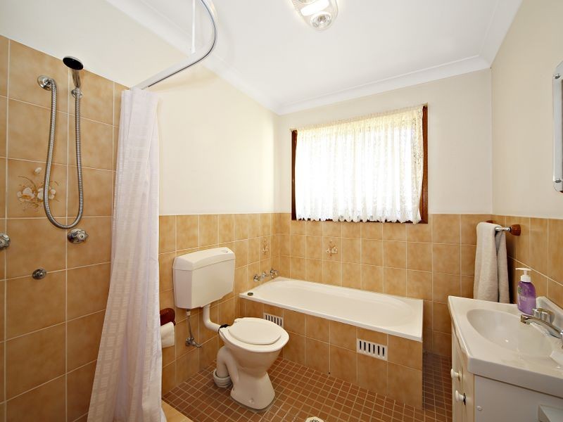 1/10 Gilba Street, Pendle Hill NSW 2145