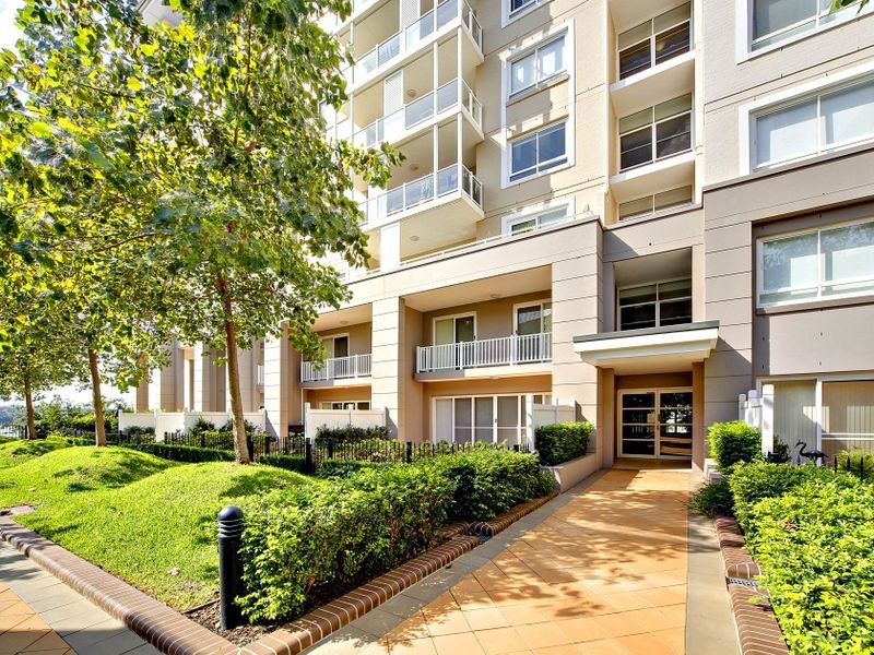 61/5 Woodlands Avenue, Breakfast Point NSW 2137