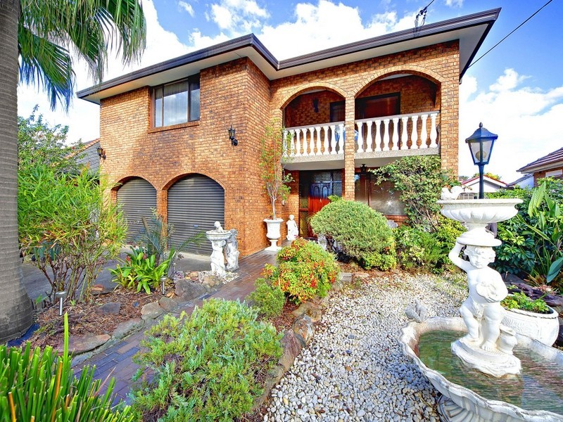 6 Alton Avenue, Concord NSW 2137