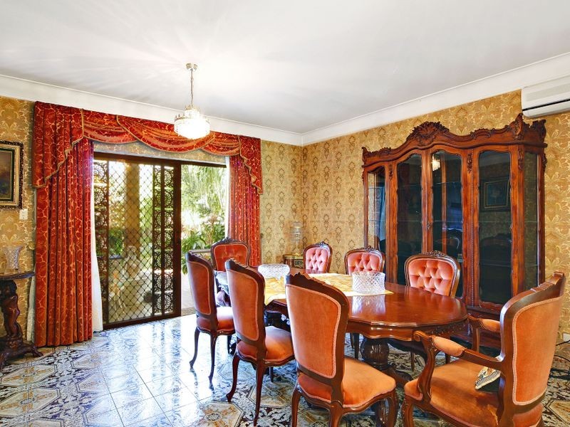 6 Alton Avenue, Concord NSW 2137
