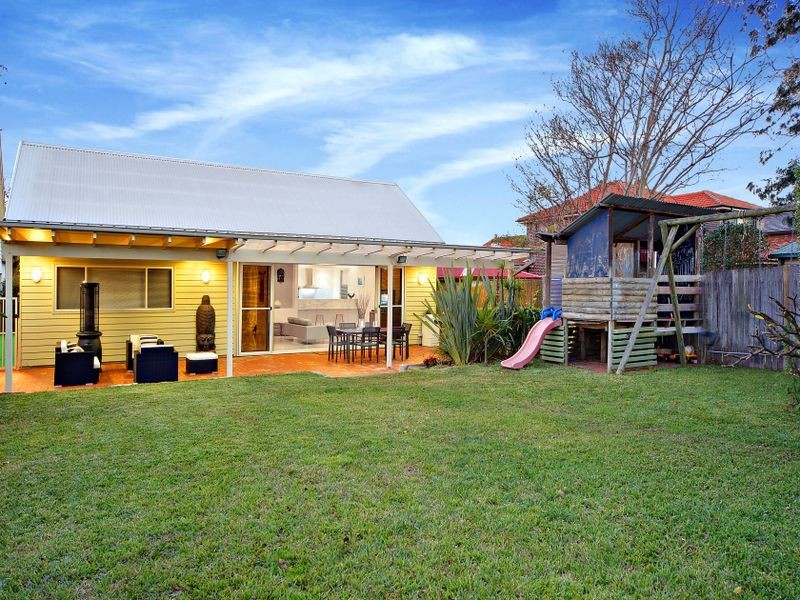 61 Nirranda Street, Concord West NSW 2138