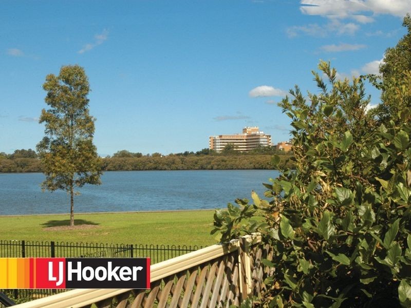 4/13 Llewellyn Street, Rhodes NSW 2138