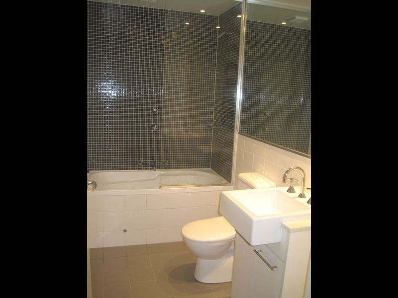 201/2 Shoreline Drive, Rhodes NSW 2138