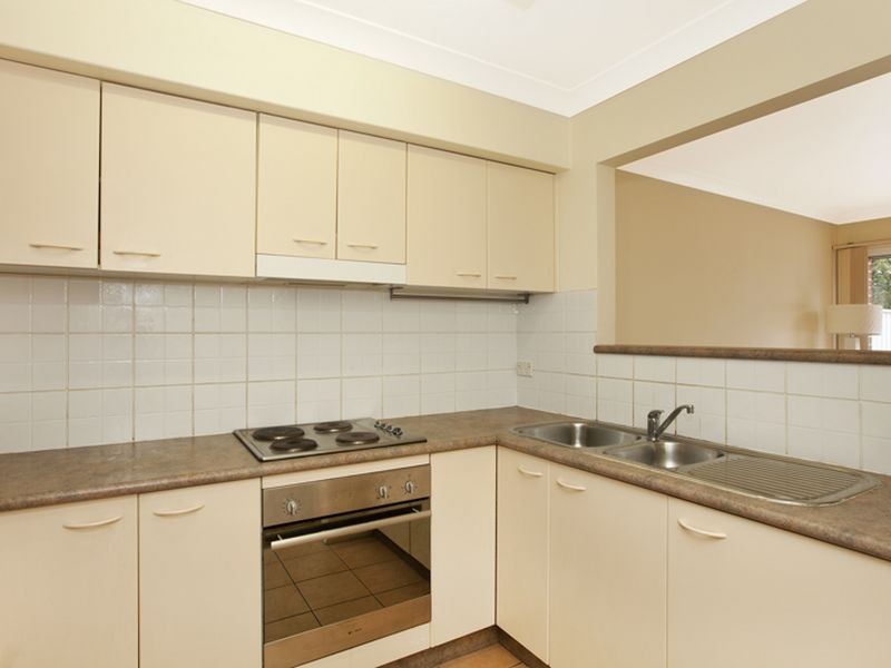 13/2 Station Ave, Concord West NSW 2138