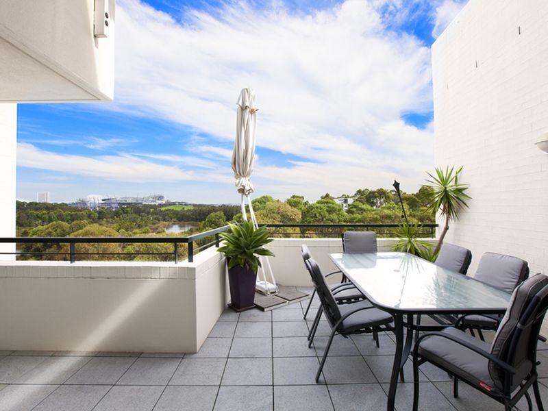 17/1 Sandpiper Crescent, Newington NSW 2127