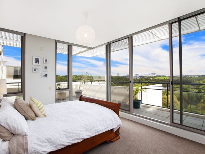 17/1 Sandpiper Crescent, Newington NSW 2127