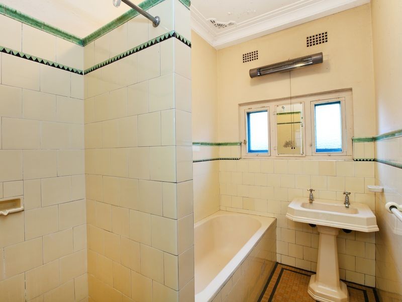 6 Nicholas Avenue, Concord NSW 2137