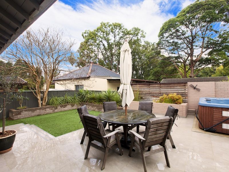 18 Crane Street, Concord NSW 2137
