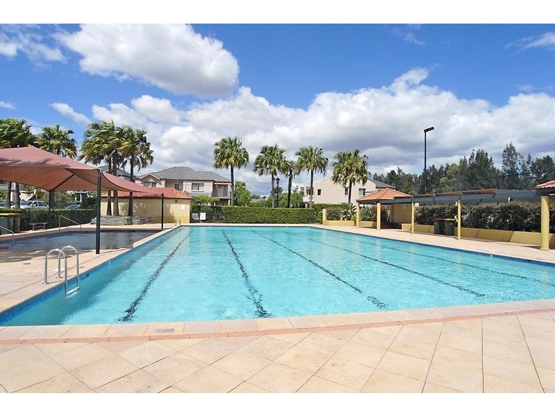 4 Charlton Drive, Liberty Grove NSW 2138