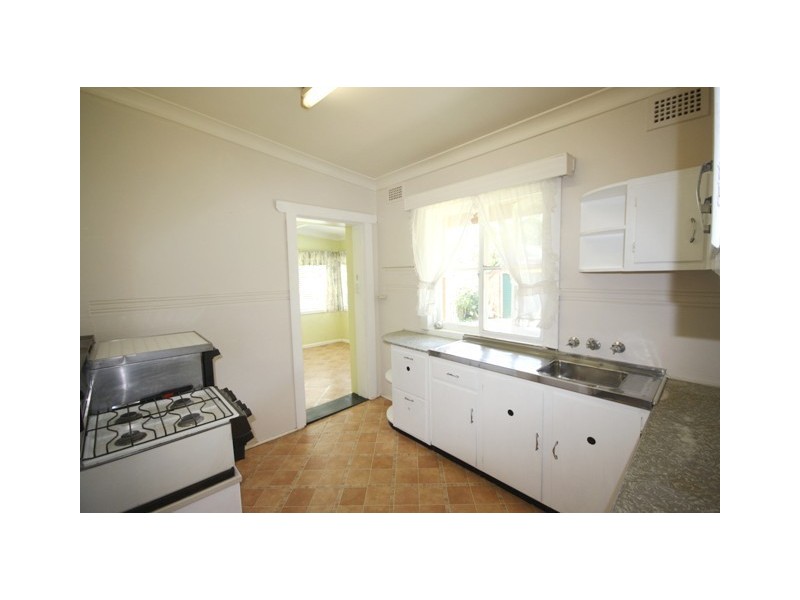 60 Ismay Avenue, Homebush West NSW 2140