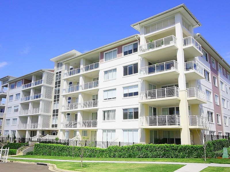 106/4 Rosewater Circuit, Breakfast Point NSW 2137