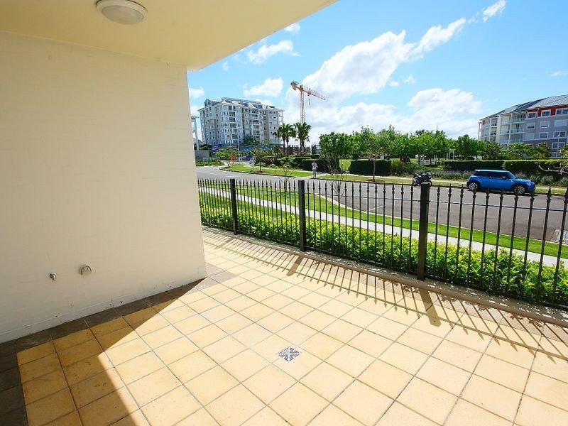 106/4 Rosewater Circuit, Breakfast Point NSW 2137