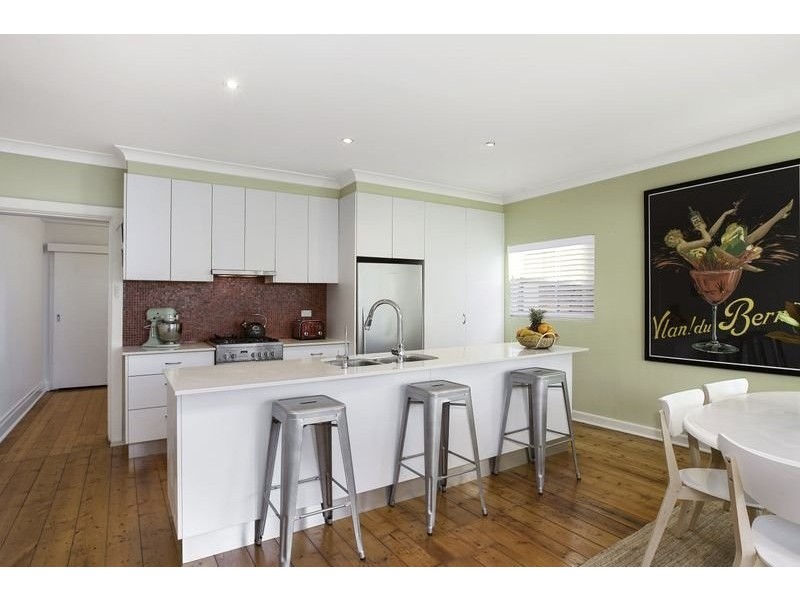 33 Nelson Road, North Strathfield NSW 2137
