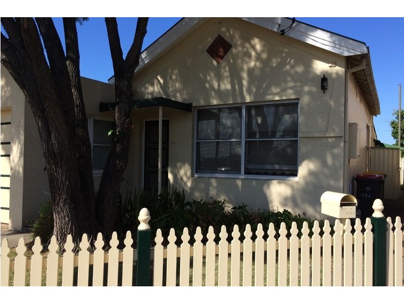 2/124 Milton Street, Ashfield NSW 2131