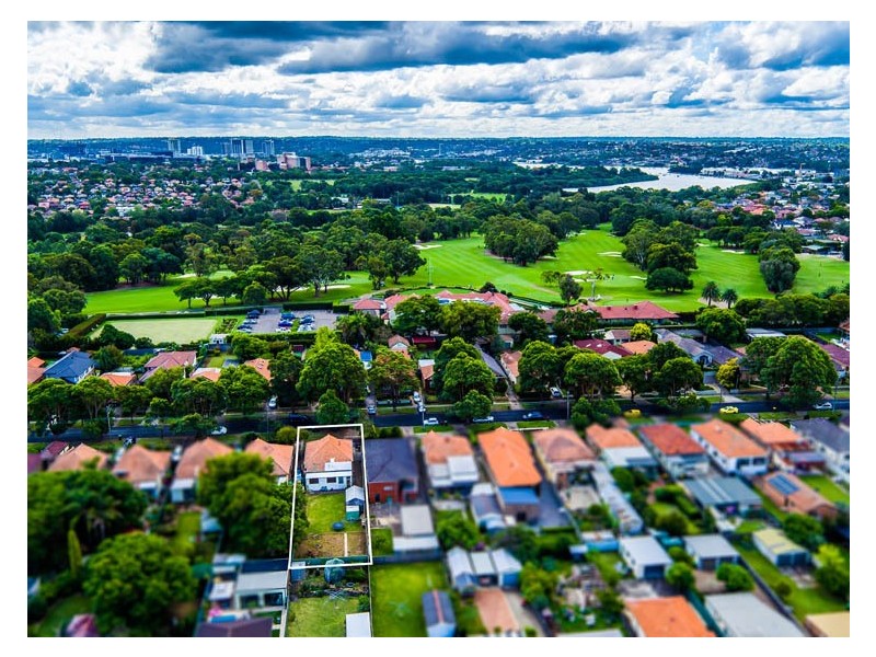 42 Links Avenue, Concord NSW 2137