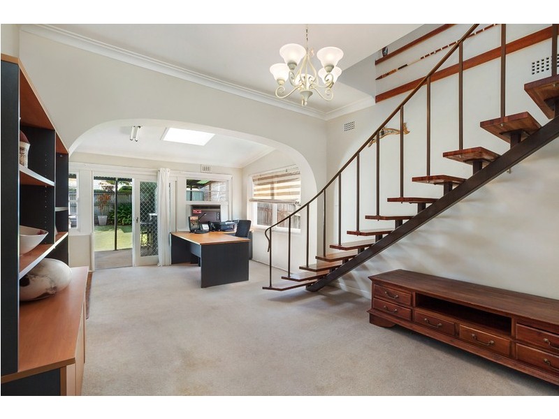 10 Dorking Road, Cabarita NSW 2137