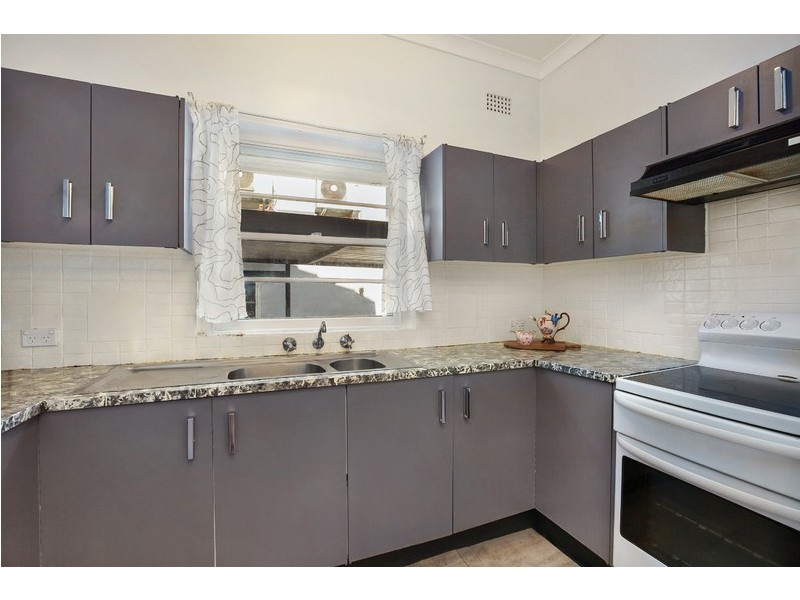 10 Dorking Road, Cabarita NSW 2137