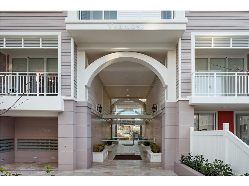 310/2 Palm Avenue, Breakfast Point NSW 2137