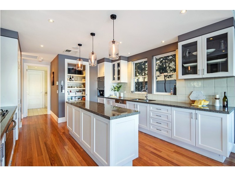 27 Jacaranda Drive, Cabarita NSW 2137