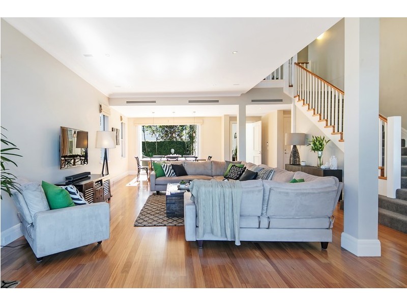 27 Jacaranda Drive, Cabarita NSW 2137