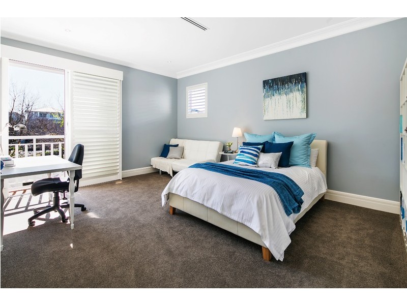 27 Jacaranda Drive, Cabarita NSW 2137