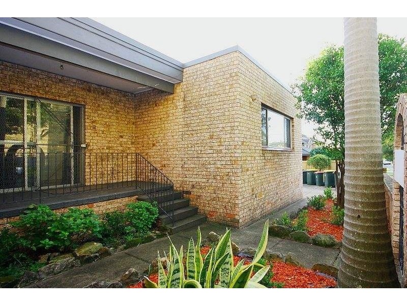 2/18 Tennyson Road, Mortlake NSW 2137