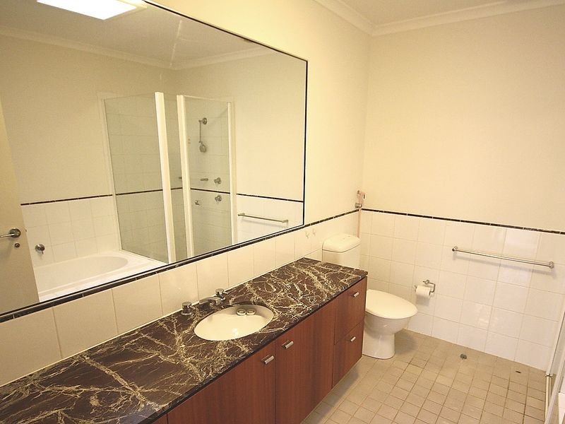 24 Heidelberg Avenue, Newington NSW 2127