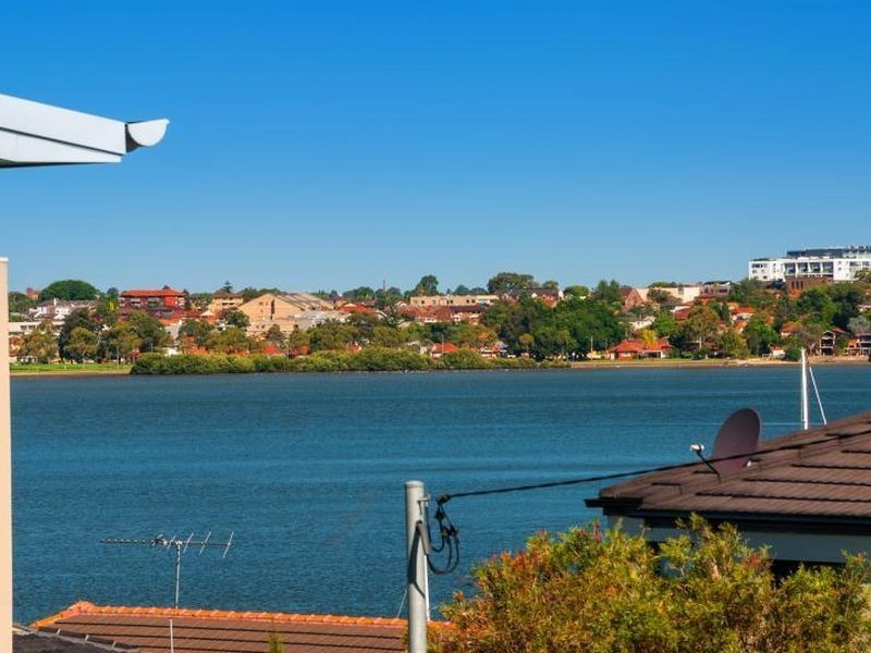 6 Strathroy Close, Cabarita NSW 2137