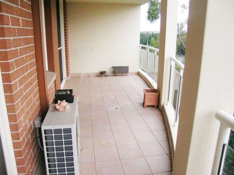 309/8 Wentworth Drive, Liberty Grove NSW 2138