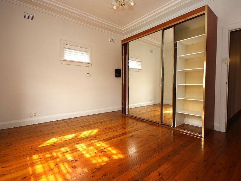 28 Nullawarra Street, Concord West NSW 2138