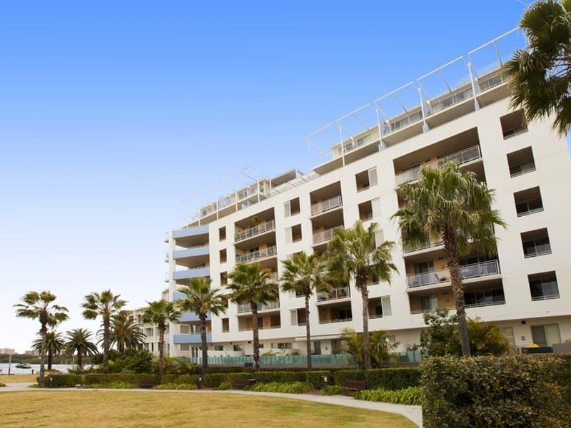 342/2 The Crescent, Concord NSW 2137