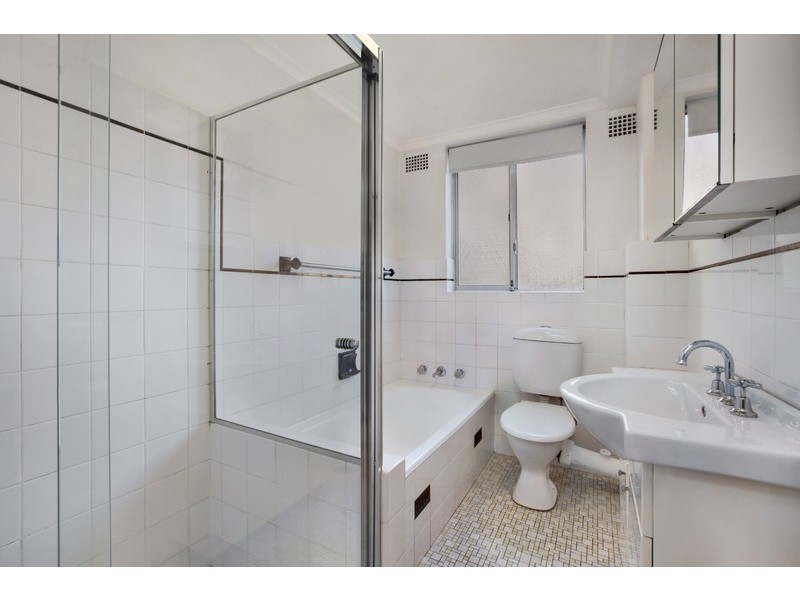 13/2 Evelyn Avenue, Concord NSW 2137