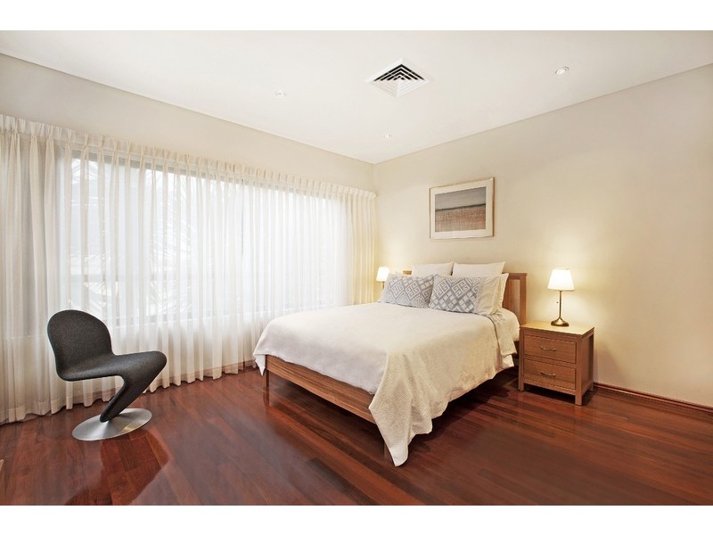 49 Queens Road, Connells Point NSW 2221