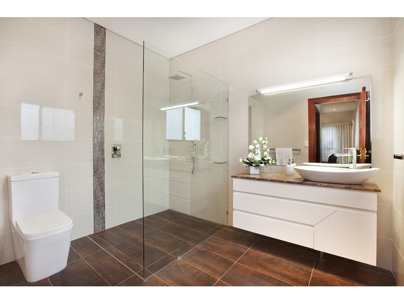 49 Queens Road, Connells Point NSW 2221