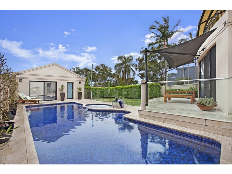 49 Queens Road, Connells Point NSW 2221