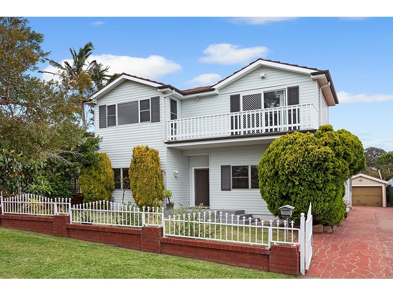 2 Kerslake Avenue, Regents Park NSW 2143