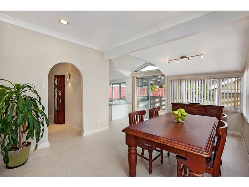 2 Kerslake Avenue, Regents Park NSW 2143