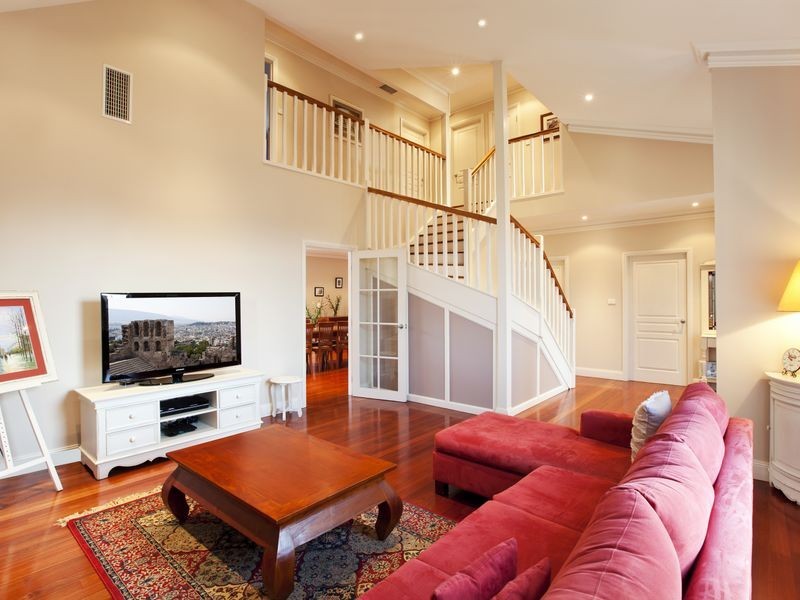 5 Spring Park Circuit, Breakfast Point NSW 2137