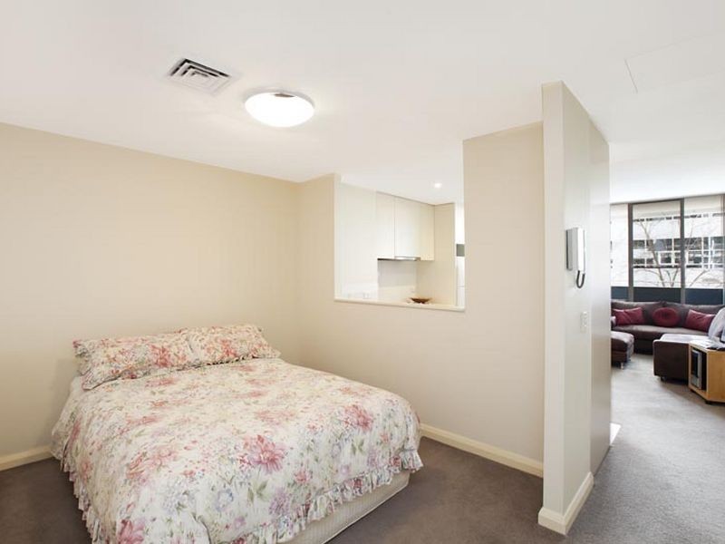 342/2 The Crescent, Wentworth Point NSW 2127