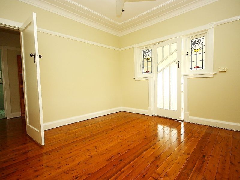 5 Phoenix Avenue, Concord West NSW 2138